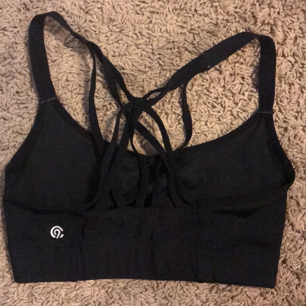 Black sportsbra!!